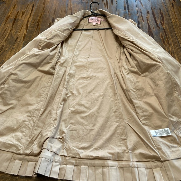 Juicy Couture 3/4 Sleeve Belted Double Breasted Trench Coat - Picture 6 of 6